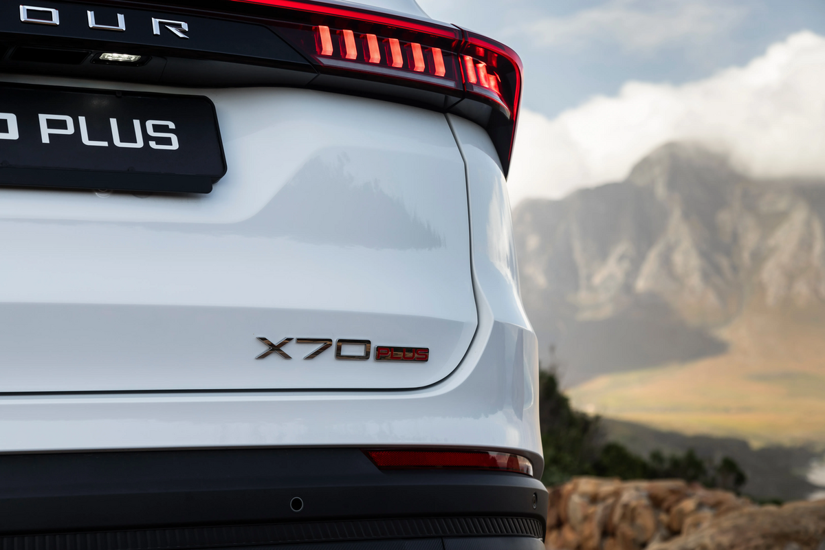 X70 Plus KV - Medium (1)